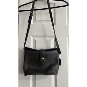 Vintage Coach Binocular Shoulder Bag – Style No. 087-2045 – Black Leather